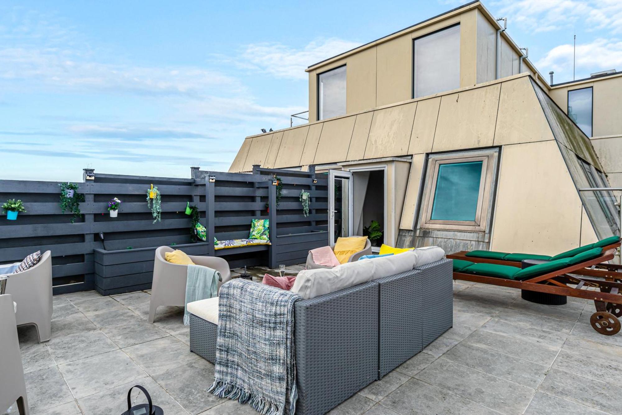 Airhost's Brighton's Diamond Escape With Sea Views Brighton