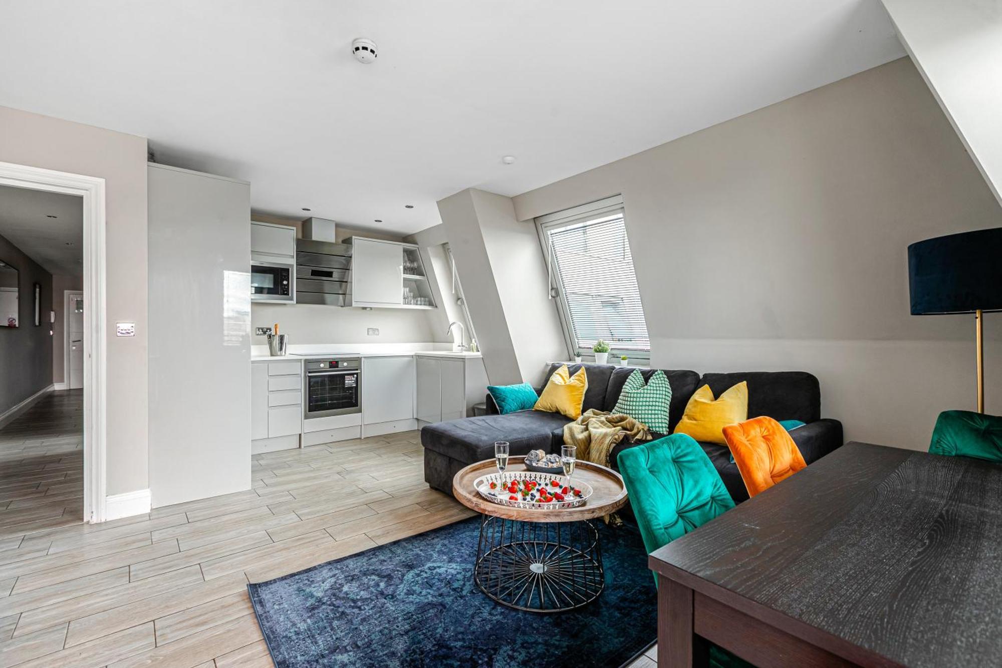 Airhost's Brighton's Diamond Escape With Sea Views Apartment *